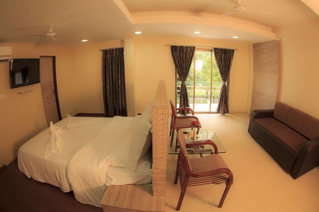 Green Valley Resort Khadoli Exterior photo